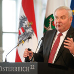 18.10.2018, AUT, Alte Universität, Hofgasse, Graz, ÖSTERREICH 22, im Bild: LH Hermann Schützenhöfer; FOTOCREDIT: steiermark.at/SCHERIAU
(Bilder bei Quellenangabe honorarfrei)
